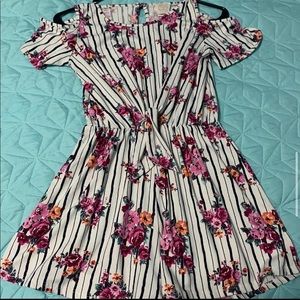 Girls Heart & Arrow Romper, like new